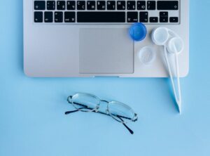 Which Laptop Has Eye Tracking Cameras Fntkech